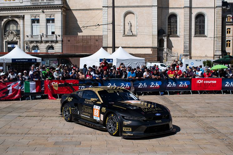 24t Le Mans Ford Mustang GT3 (31).jpg