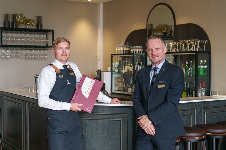 Restaurantsjef Even Eide hotelldirektør og Roy Heggdal