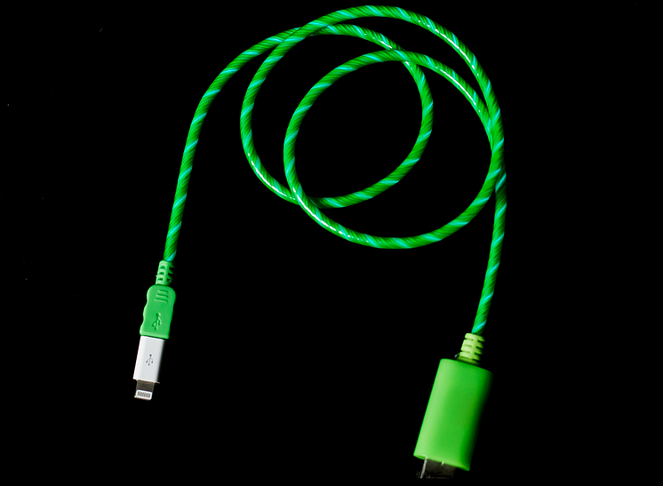 USB-kabel med synlig ström, högupplöst