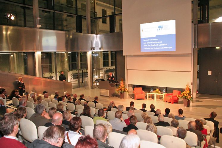 Eröffnung des Gesprächsabends mit Prof. Dr. Norbert Lammert am 7. Oktober 2014 an der Technischen Hochschule Wildau