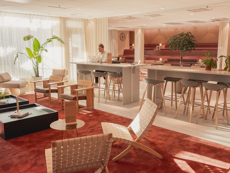 US_low_res_LOUNGE_YTOR--8.jpg