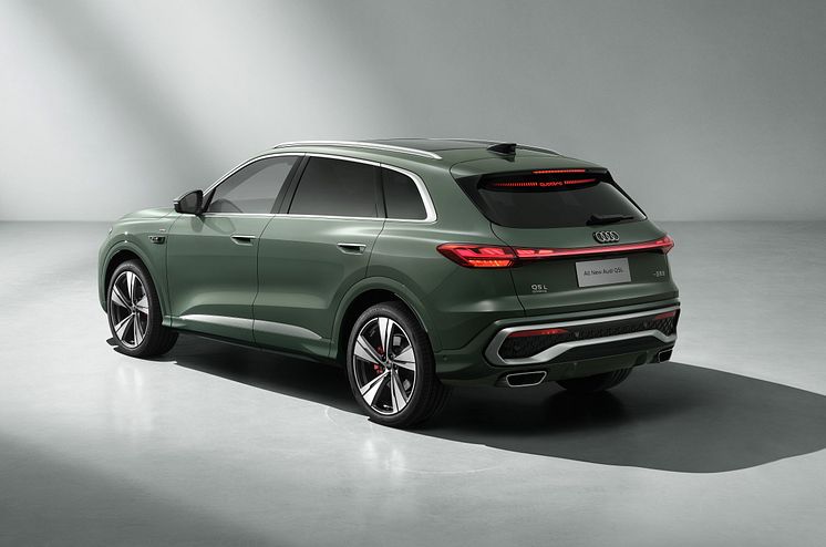 Audi Q5L (China only)