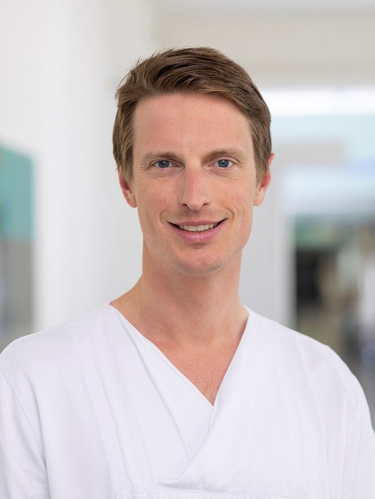Portraitfoto_Dr-Lucas-BacmeisterBacmeister-9148-k.jpg