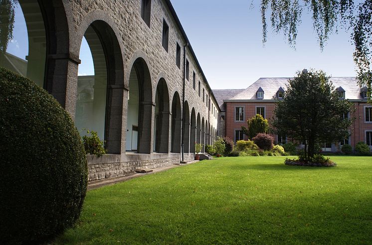 arcades abbaye-LR