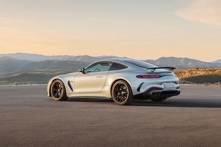 Mercedes-AMG_GT_Coupé_202400004