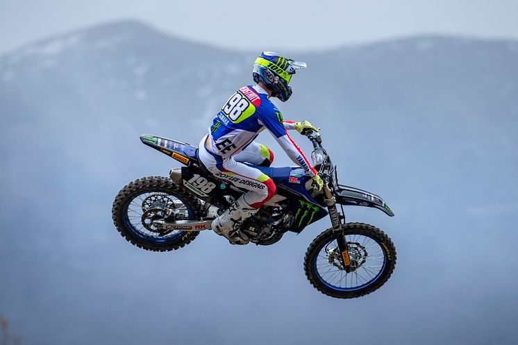 2022041104_008xx_MXGP_Rd5_ベニスタント選手_4000