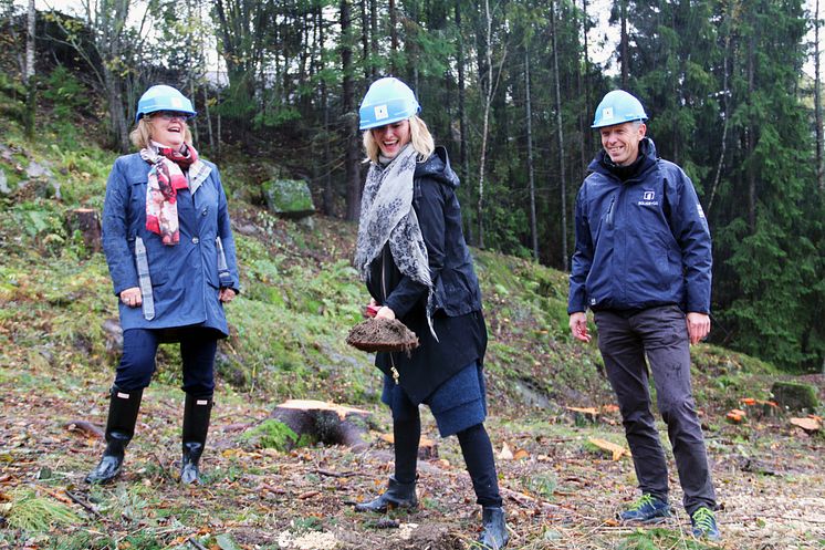 Første spadetak i Ljabruveien