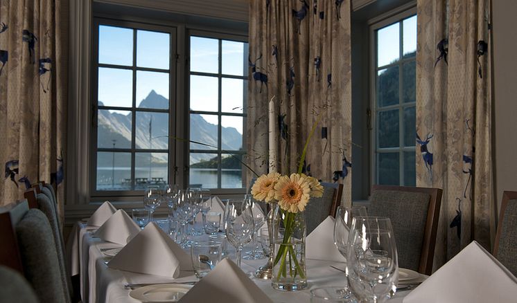 Saga Fjord Hotell Restaurang