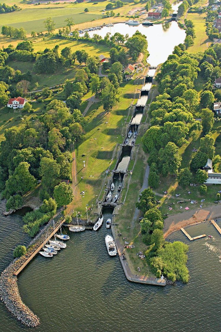 Gotakanal_Bergsslussar_slusstrappa_Flygbild_Can-Sahin