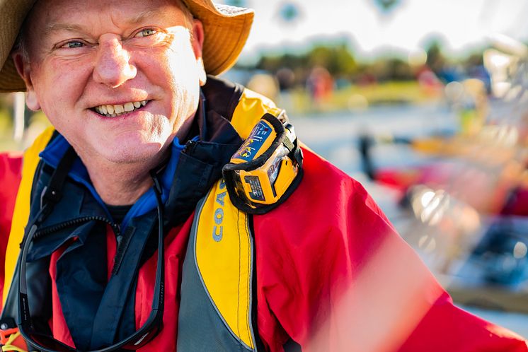 Hi-res image - Ocean Signal - Ocean Signal is advising boaters to wear a PLB on their life jackets to alert search and rescue in an emergency