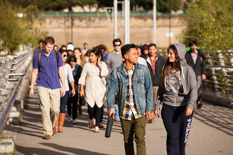 Campus - City Campus East Bridge