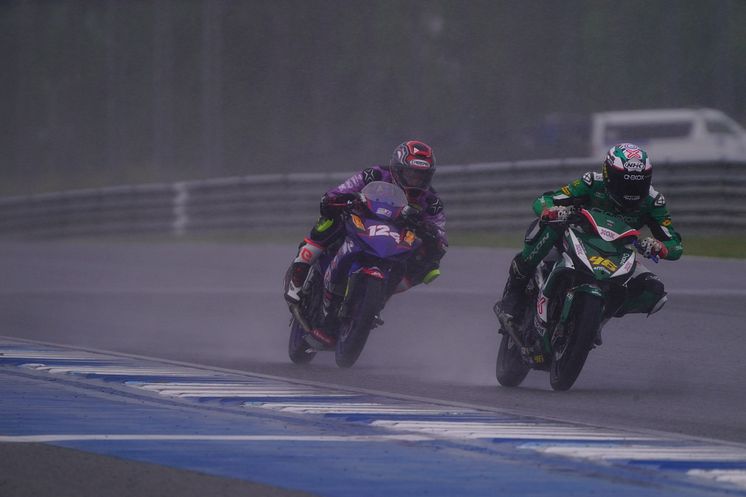 2022112102_030xx_ARRC_Rd5_マウリシオ選手_4000