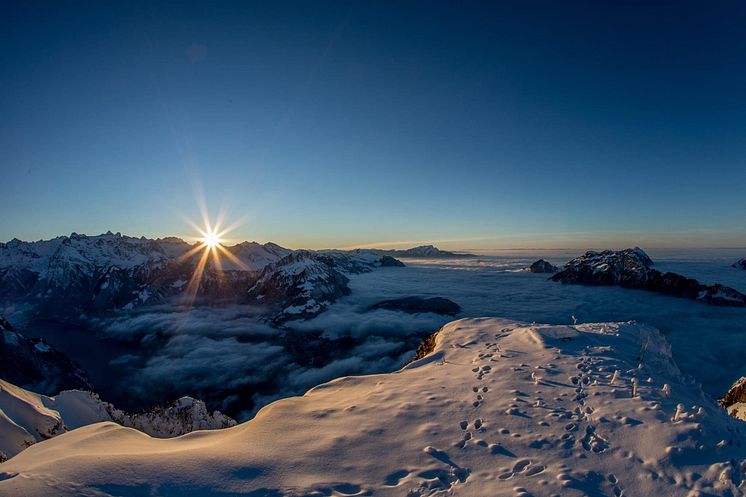 Sonnenuntergang Stoos Fronalpstock Winter 