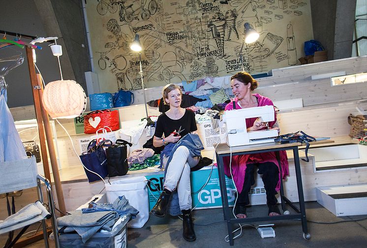 Mode och redesign på Stockholm Mini Maker Faire. Foto: Anna Gerdén