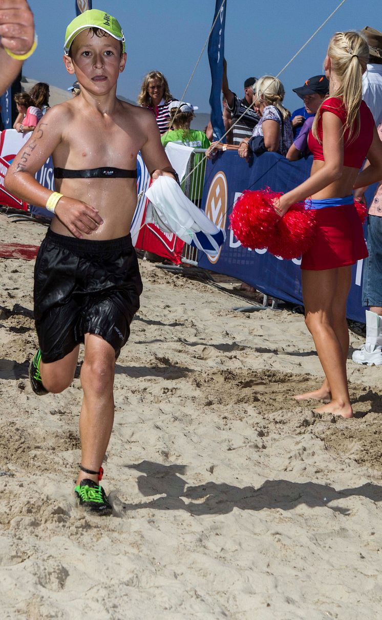 Discovery Surfers Challenge child reaches the finish line 