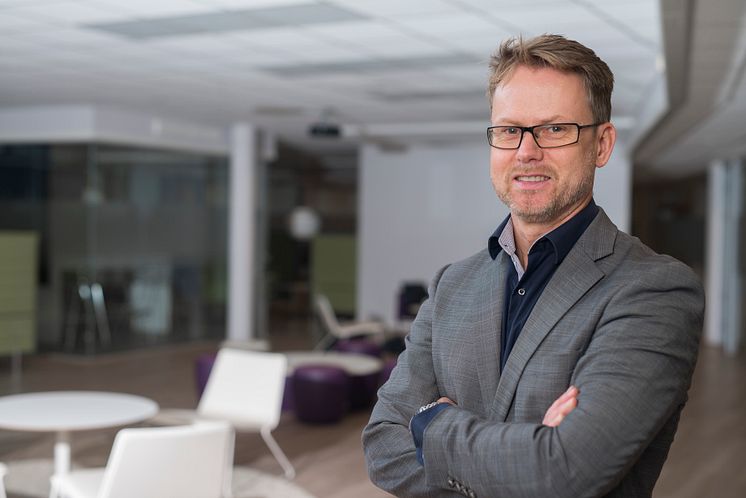 Karl Fredrik Lund, Leder for Telia Privat.