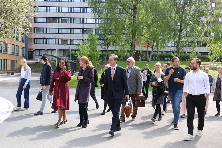 Omvisning på nye uteområder Kringsjå Studentby