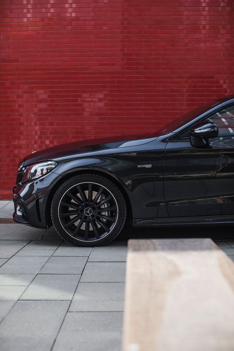 Mercedes-AMG C 43 coupé