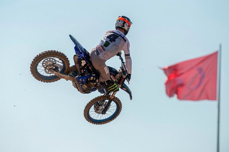 2019090903_011xx_MXGP_Rd17_トヌス選手_4000