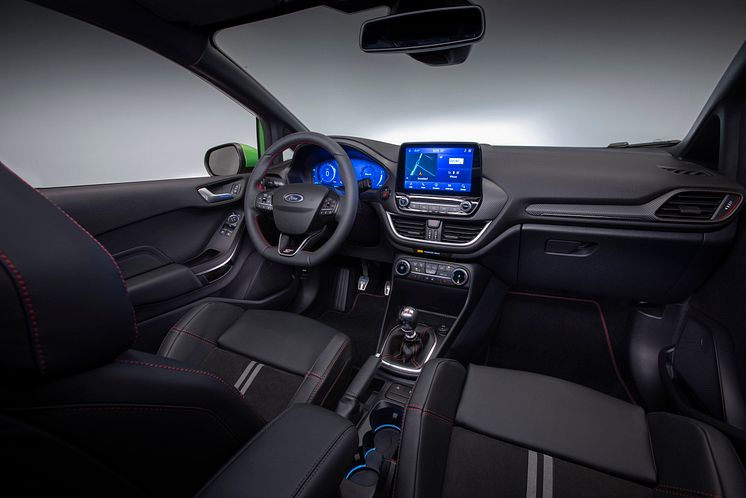 2021_FORD_FIESTA_STUDIO_INTERIOR_19