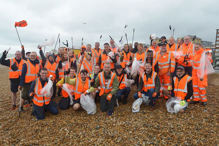 Soggy but happy - Litter pickers on Brighton & Hove beach