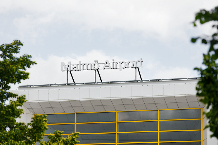 Malmö Airport sign
