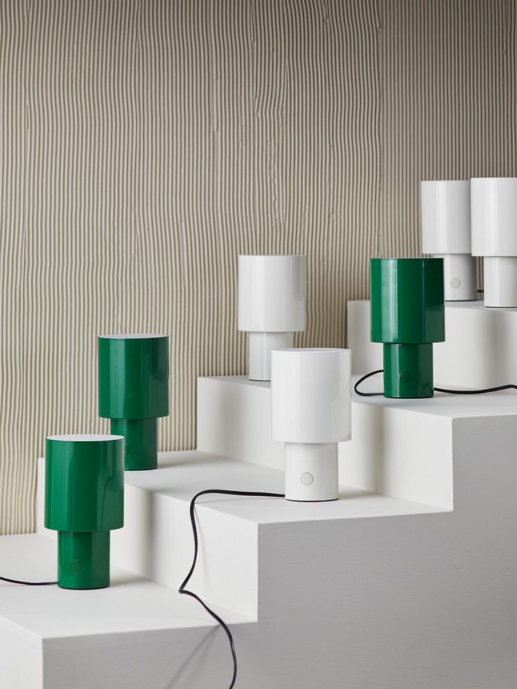  SPETSBOJ bordlampe hvid og grøn 79 DKK.jpg