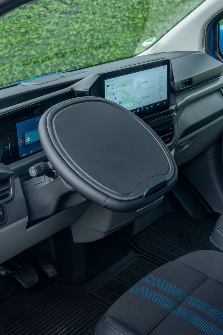 2025 Ford E-Transit Custom Sport (8).jpg