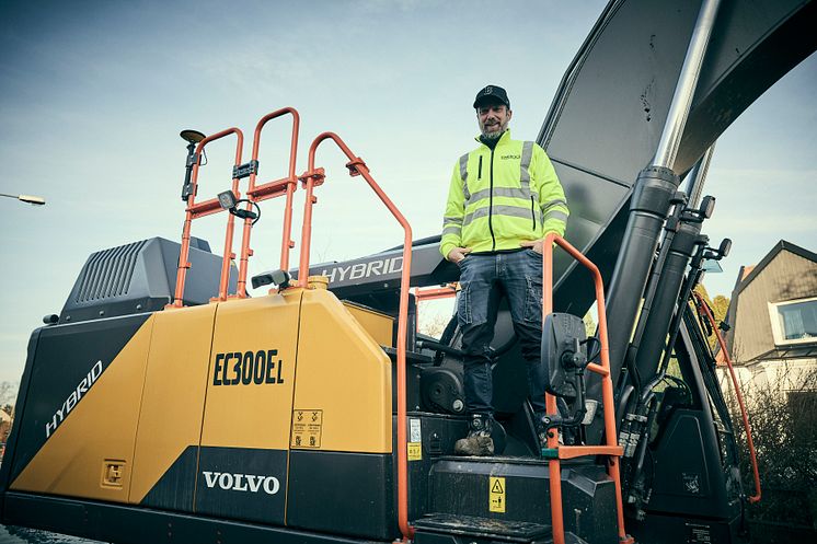 Volvo EC300E Hybrid och Jon Svensson