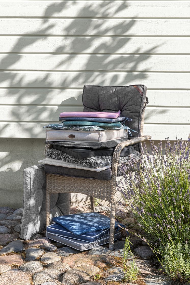 Rusta_2025_S2_outdoor_chair_cushions-2-I.jpg