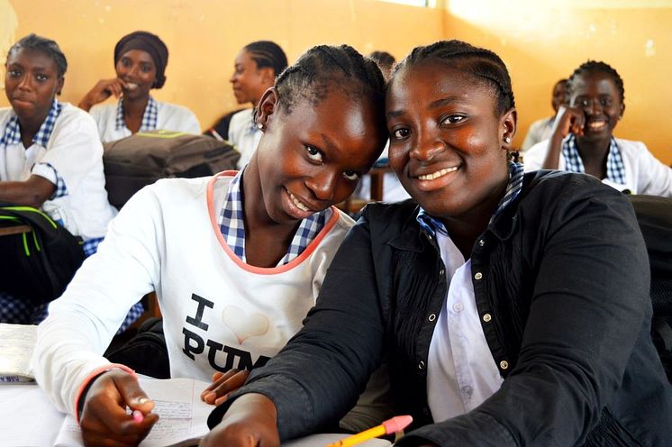 Aiducatius 2 girls in Class St Martin's