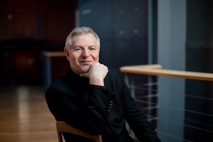 Karl-HeinsSteffens_chefdirigent_02_fotoJulianaFälldin