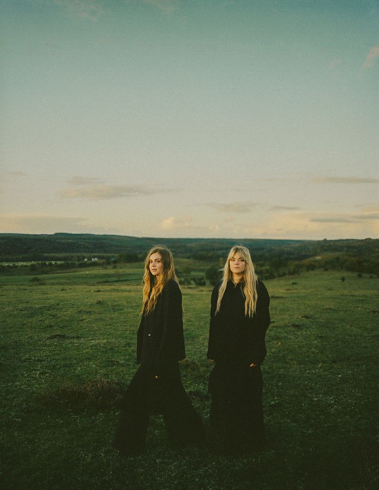 FIRSTAIDKIT_black_highres (Olof Grind)