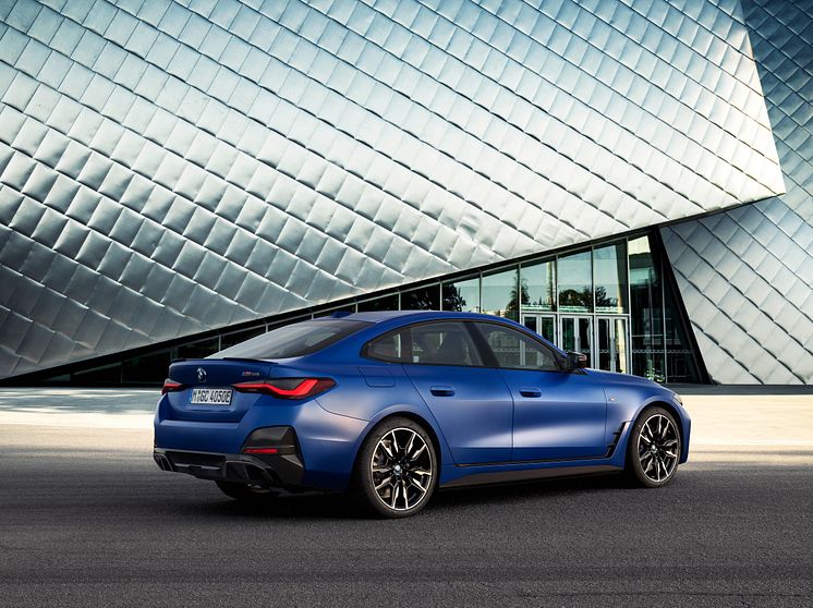 Helt nye BMW i4 M50