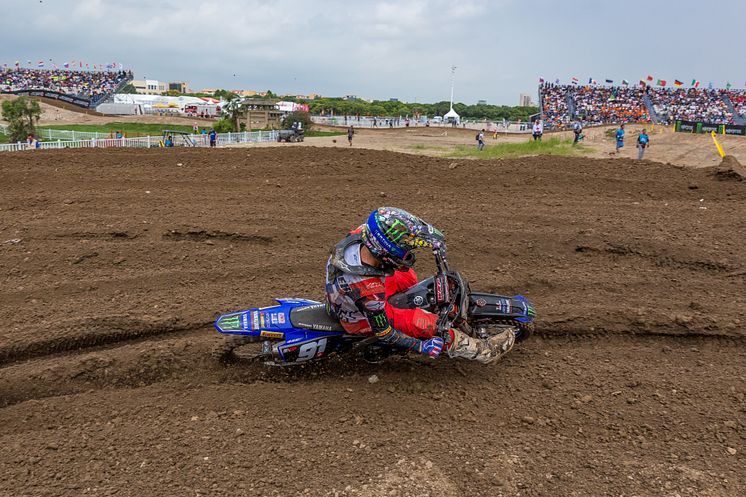 2019091602_004xx_MXGP_Rd18_シーワー選手_4000