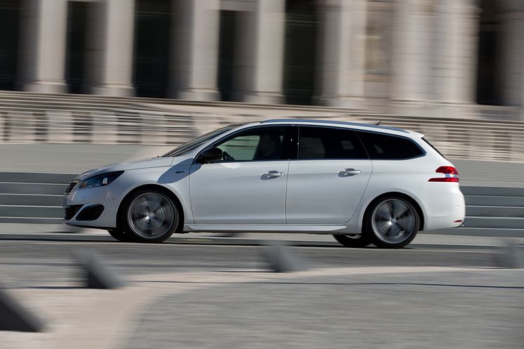 Peugeot Plus – det nya smarta sättet att köpa bil!