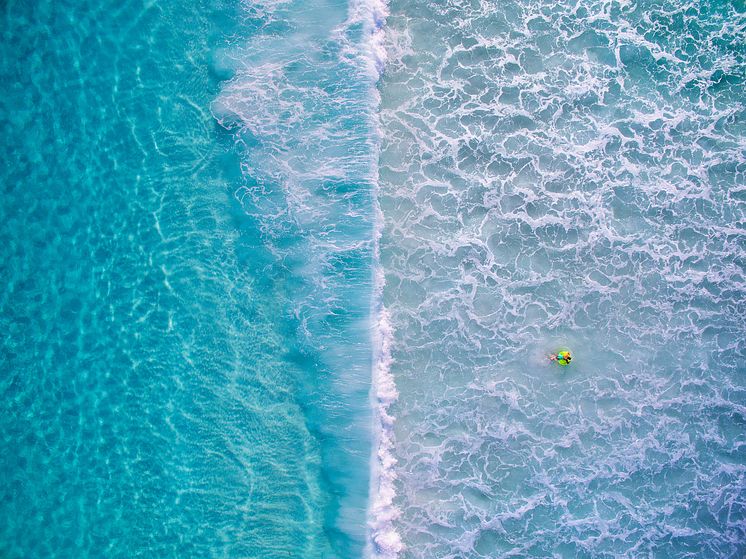 Surge CREDIT SkyPixel & Kirk Hille