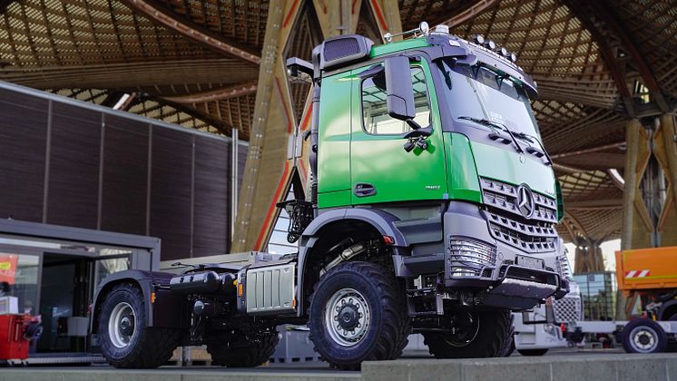 PAul Agrar Lkw Arocs 2051 AS 4x4 - HE.jpg