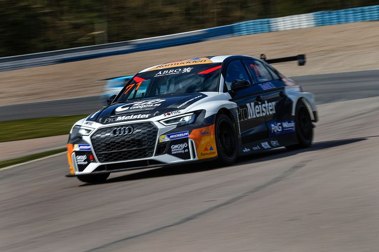 Audi-föraren Tobias Brink tror att Anderstorp är hans och andra förares stora chans att ta en seger från förarna i de konkurrerande toppteamen i STCC. Foto: Tony Welam/STCC
