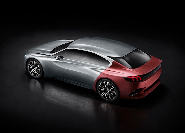 Peugeot EXALT – lidenskab og håndværk forenet i et high-tech koncept
