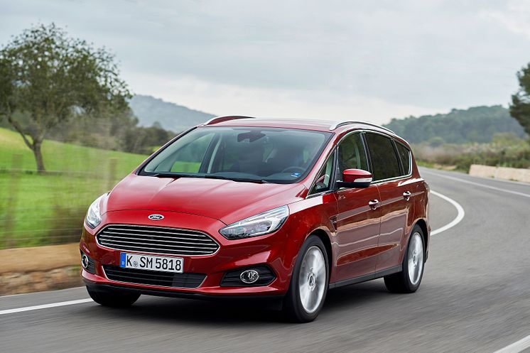 Uusi Ford S-MAX