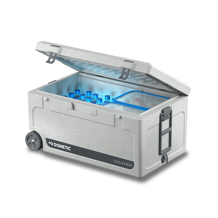 Hi-res image - Dometic - Dometic Cool-Ice CI 85W icebox with wheels and pull-out handle