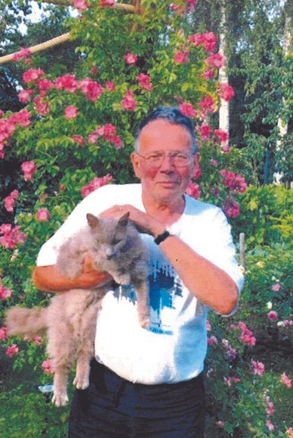 Fredrik Bonde med katt.jpg
