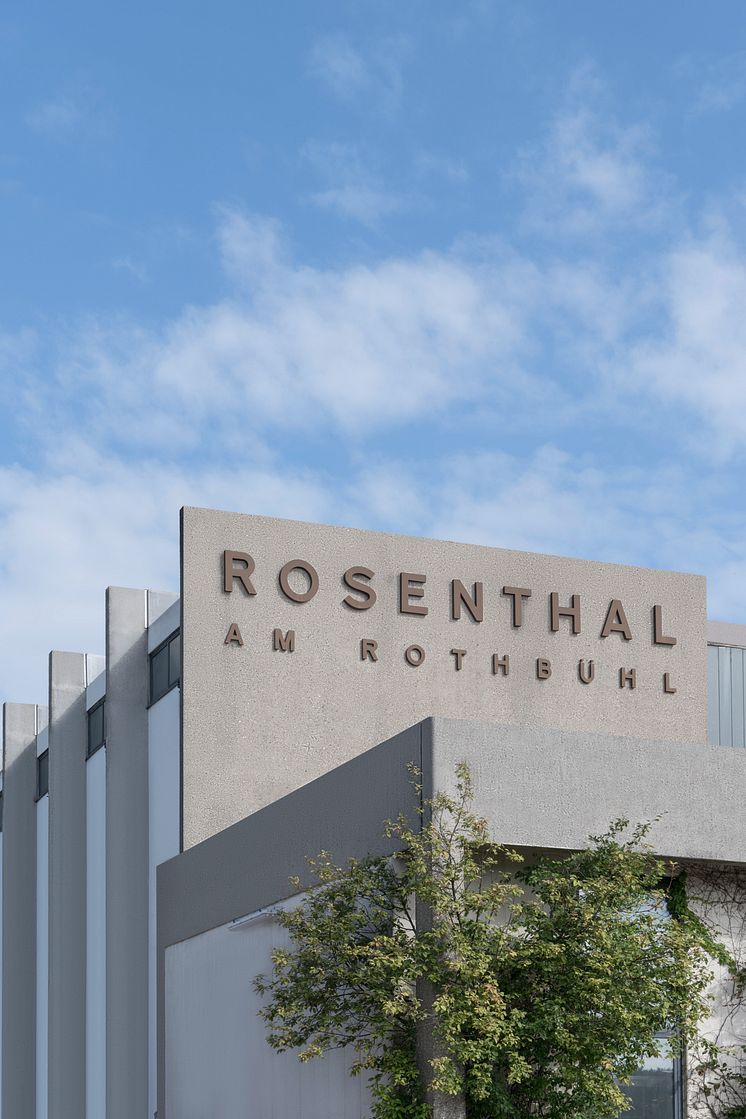 R_Porcelain_factory_Rosenthal_am_Rothbühl_logo