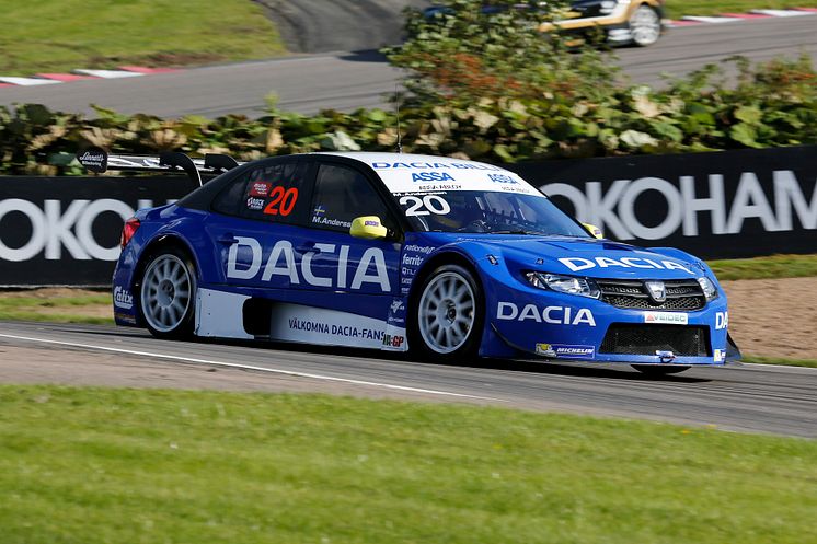 Mattias Andersson, Dacia Dealer Team, STCC Knutstorp 20150926.