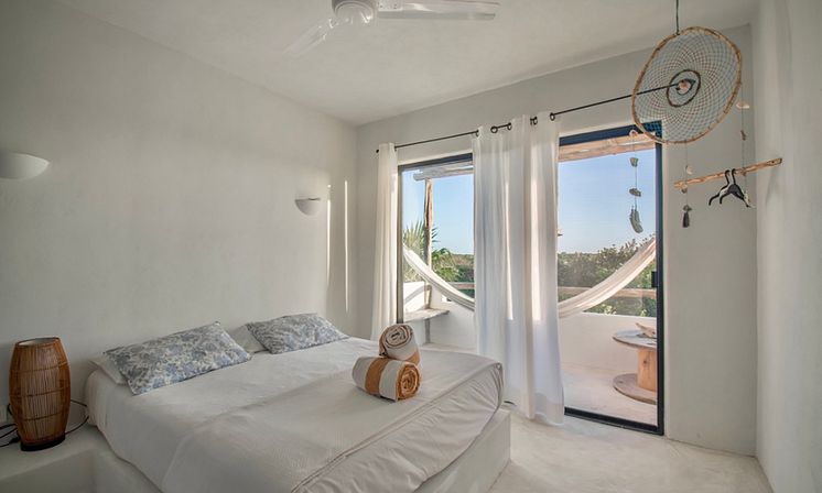 room-balcony-lunarena-boutique-beach-hotel-el-cuyo-mexico
