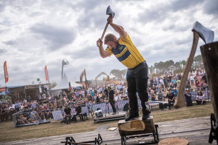 STIHL_TIMBERSPORTS_Calle_Svadling_Underhand_Chop