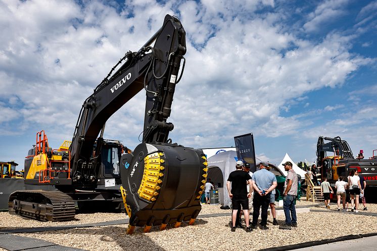 Volvo EC550E med XMOR-skopa