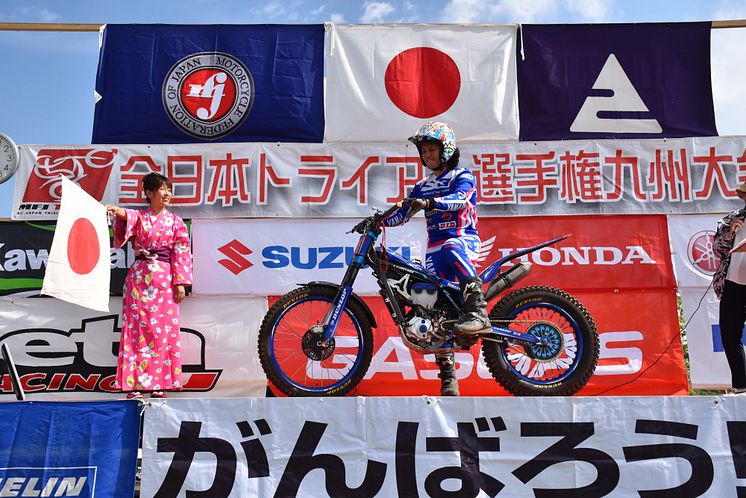 2019051308_007xx_JTR_Rd2_黒山選手_4000