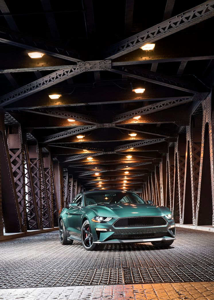 2019-Mustang-Bullitt-3